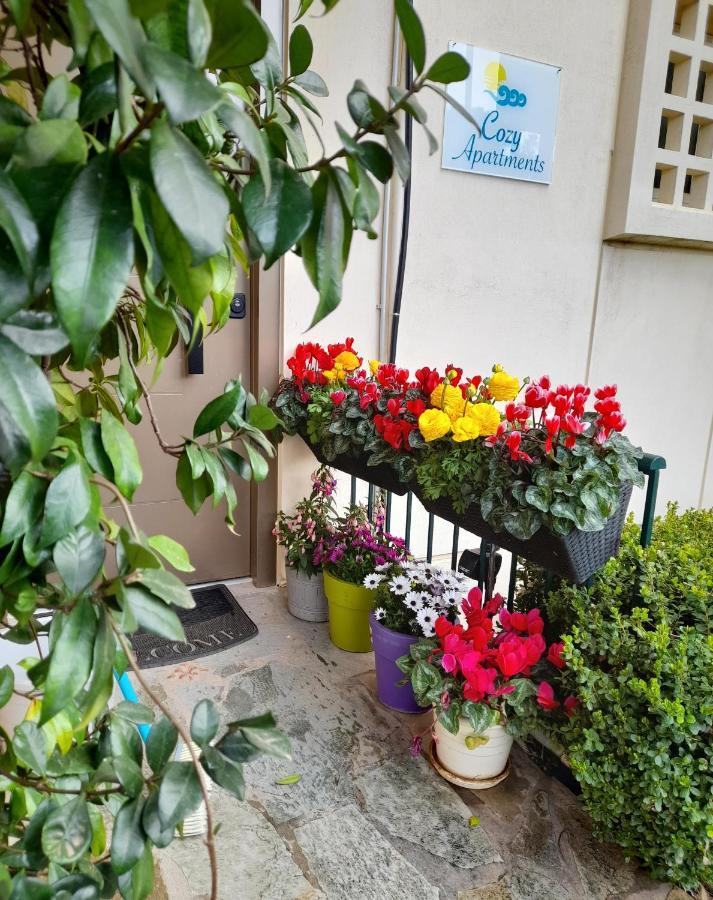 Cozy Apartments Near The Airport Artemida  Esterno foto
