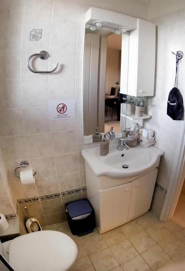 Cozy Apartments Near The Airport Artemida  Esterno foto
